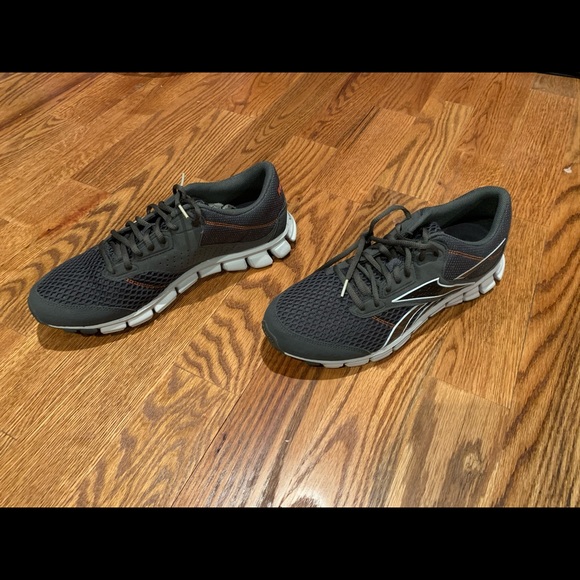 Reebok size 12 sneakers (new, never worn) - Picture 2 of 3